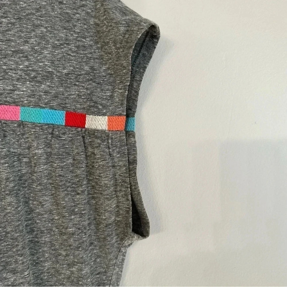 Savanna Jane Women’s Sleeveless Gray Top with Multicolor Stripes Size M GUC - Picture 7 of 8
